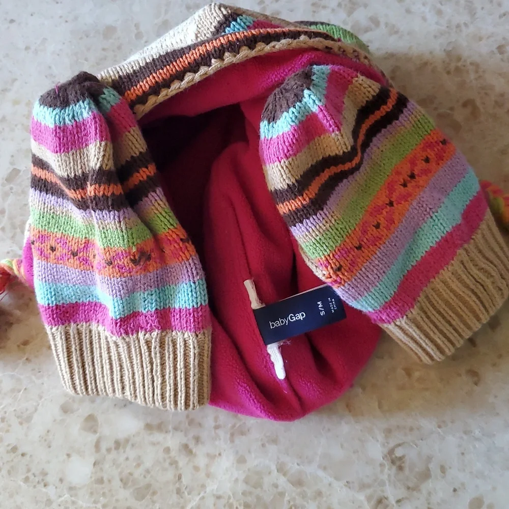 Baby GAP S/M Kids Hat and Mittens Set